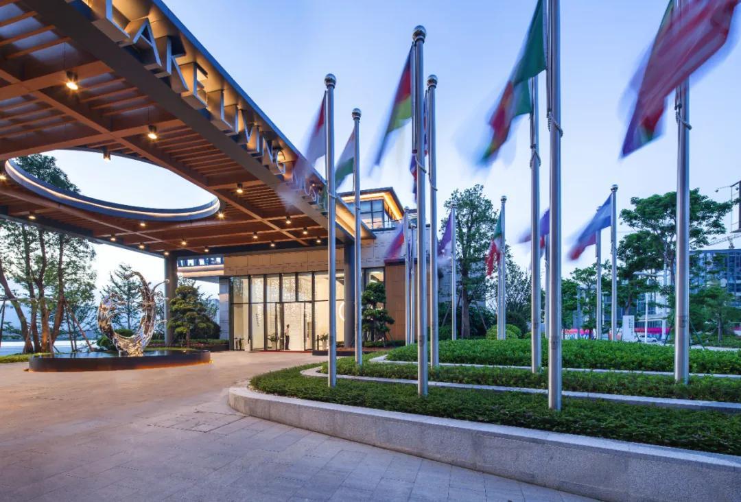 東湖小鎮(zhèn)最新動態(tài)，自然美景探索之旅輕松啟程