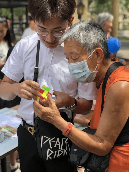 魔方社區(qū)最新動態(tài)與全方位指南，玩轉(zhuǎn)魔方，技能提升——針對初學者與進階用戶的建議