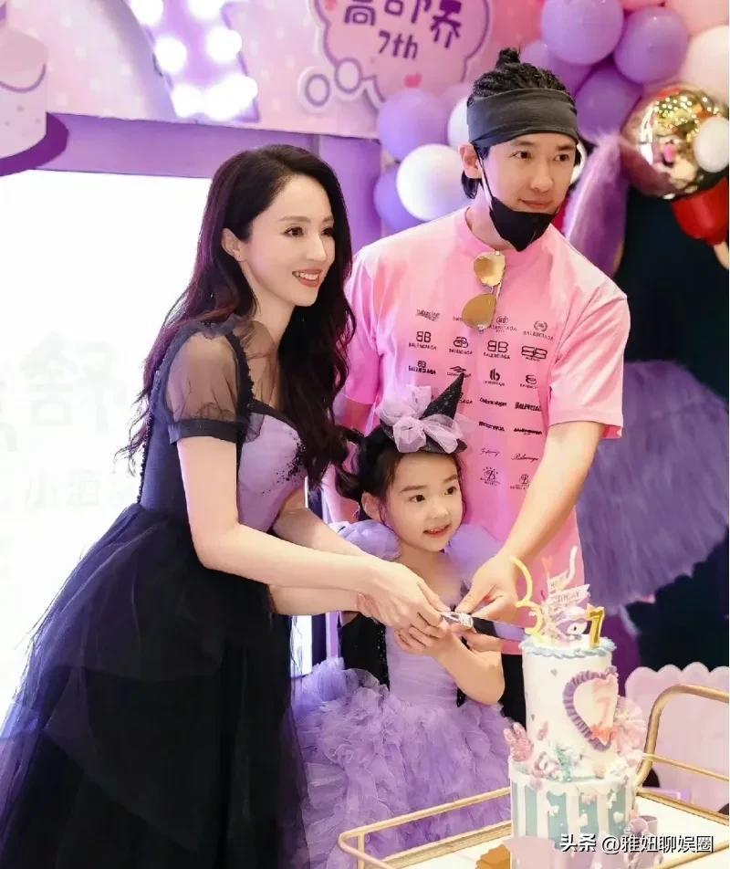 高云翔最新圖片，學習、變化與自信的舞臺風采展示