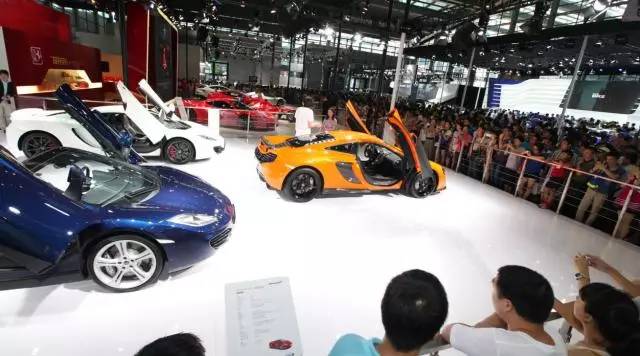 香港澳門大眾網(wǎng)站,權(quán)威解析方法_GXP10.668時(shí)空版