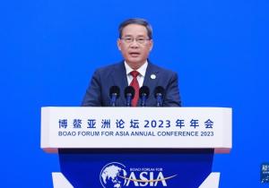 西部機(jī)場集團(tuán)領(lǐng)導(dǎo)引領(lǐng)變革，鑄就自信與成就新篇章