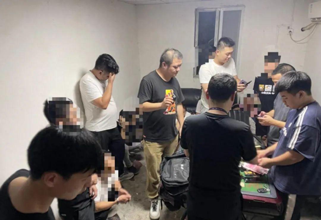 香港澳門六開彩開獎直播,實(shí)地數(shù)據(jù)驗(yàn)證_智能版46.919