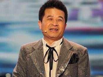 央視老畢最新動(dòng)態(tài)揭秘，小巷深處的特色小店探秘之旅