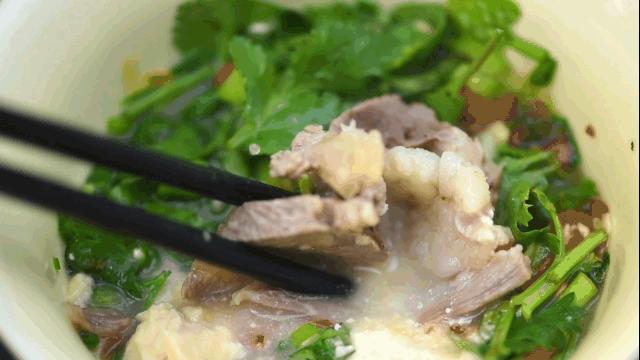 豌豆最新動(dòng)態(tài)，巷弄中的美味奇遇