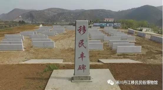 鎮(zhèn)平電視臺(tái)主持人，優(yōu)雅才華并存的光彩之星?