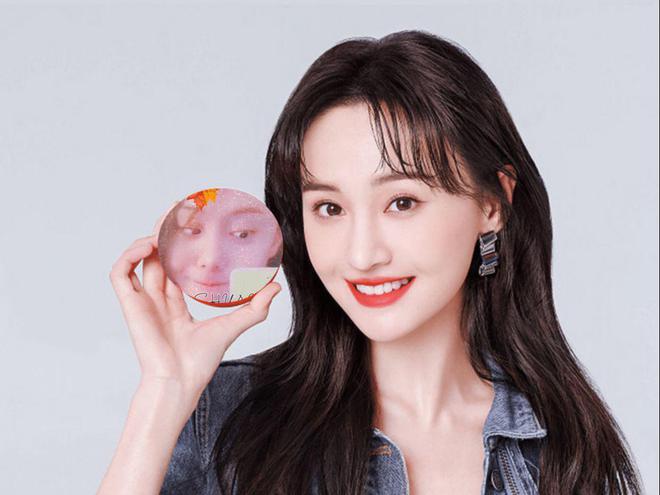鄭爽2025最新動(dòng)態(tài)，蛻變之路，自信照亮未來(lái)成就展望