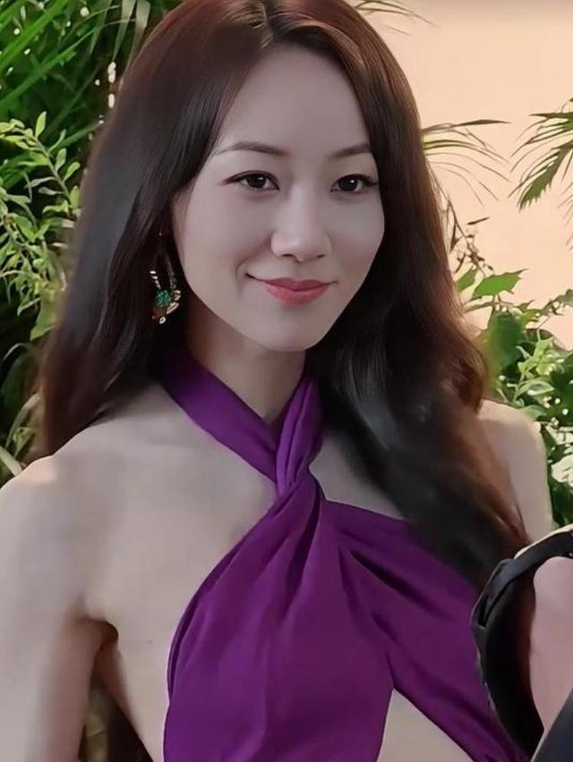 女性頭像時尚潮流演變，最新風(fēng)尚與2025年流行趨勢預(yù)測