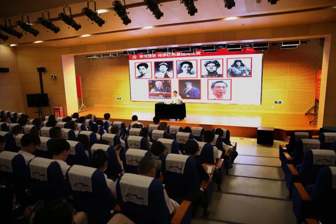 烽火科技時代，熱血抗戰(zhàn)再現(xiàn)，科技改變生活——最新抗日劇2025