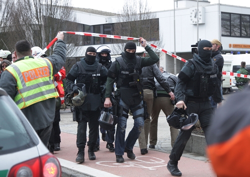 德國槍擊事件最新動(dòng)態(tài)，變化中的力量與學(xué)習(xí)帶來的自信與成就感