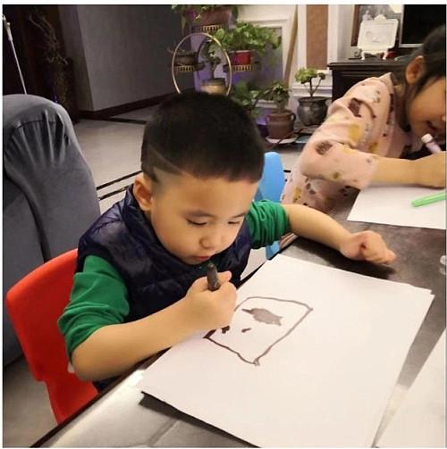 科技智能守護童年，幼兒園停課最新動態(tài)